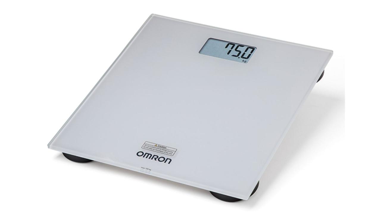 Theo dõi cân nặng thông minh cùng Cân sức khỏe Omron HN-300T2